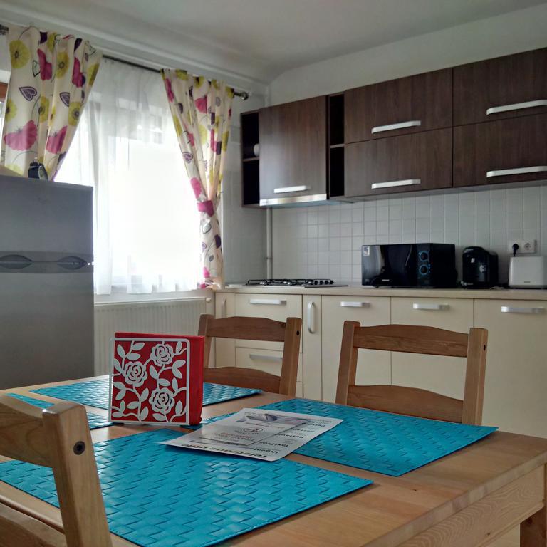 Hotel Apart Tel Aviv Sebes  Room photo